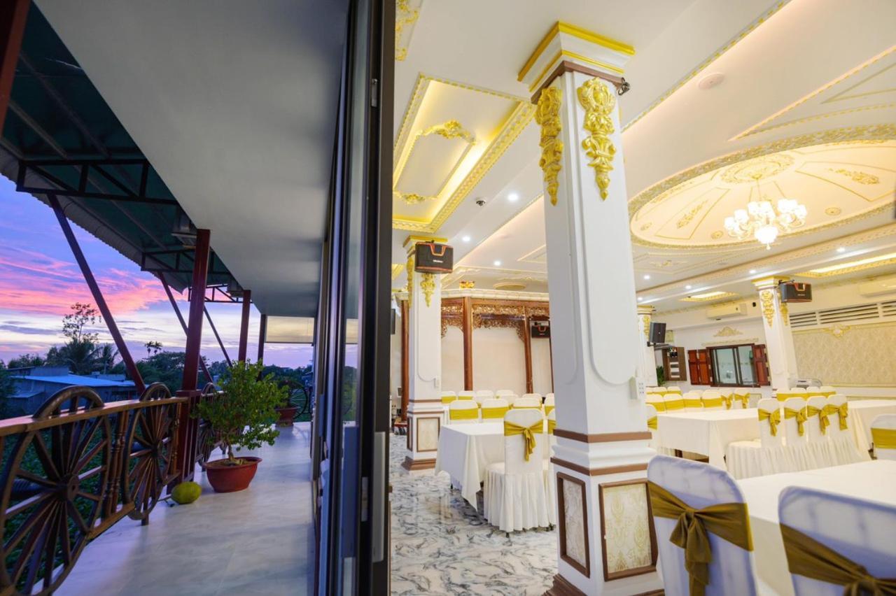 Little Saigon Hotel Chau Doc Exterior photo